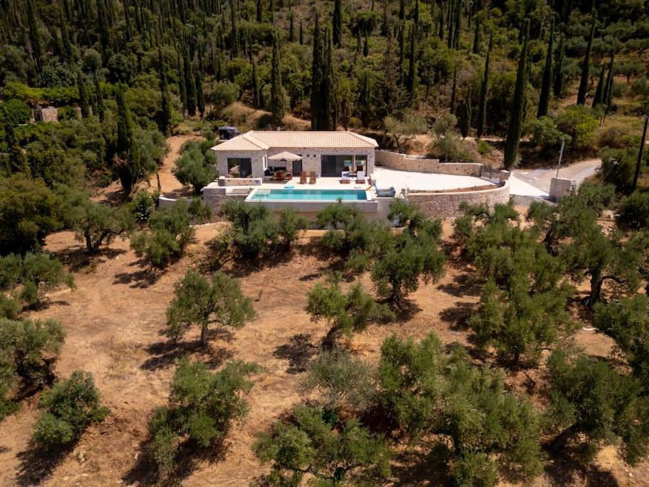 Mani Senses Luxury Villa *