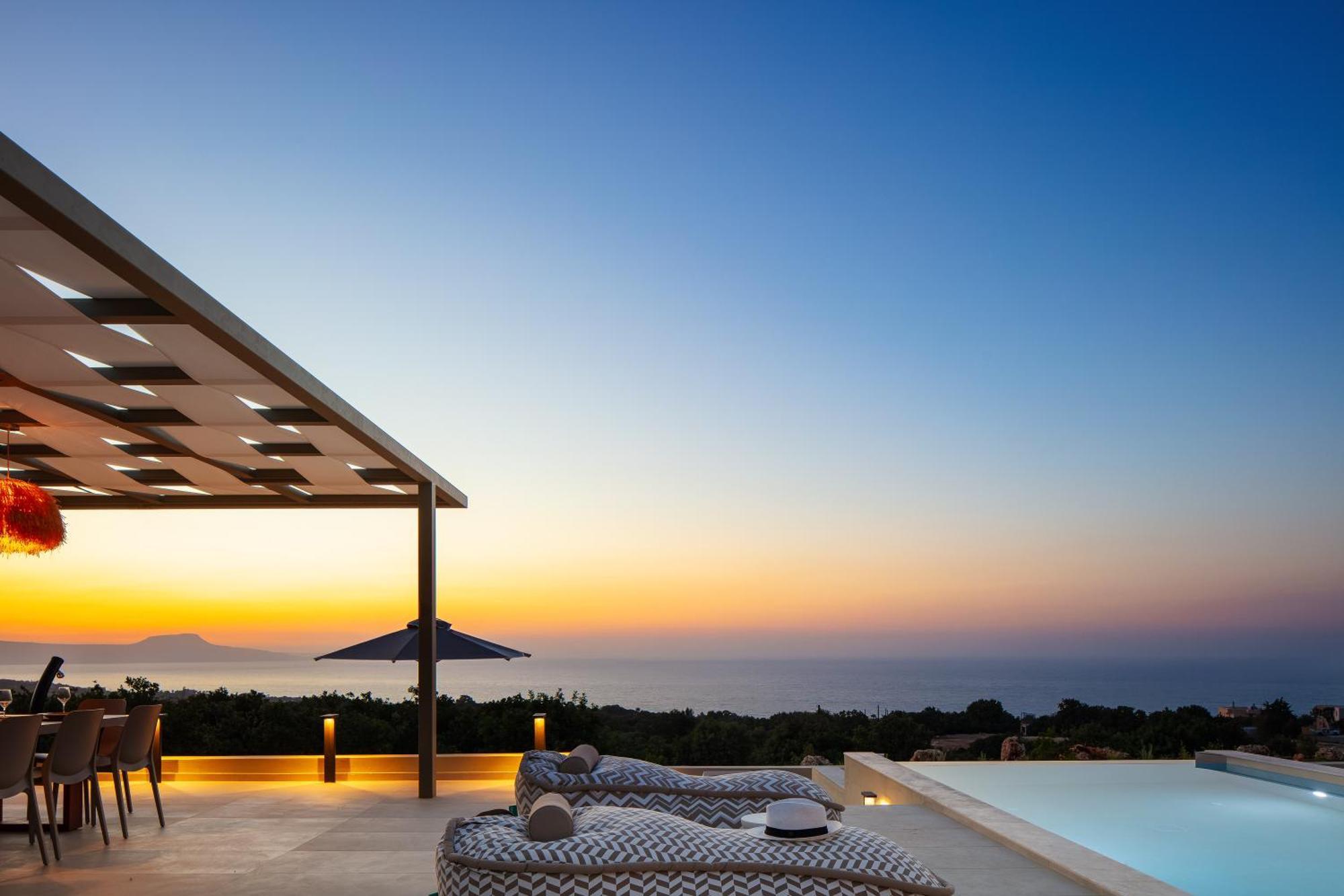 Villa Manto Villas, Heated Pool, Whirlpool, Seaview, By Thinkvilla *