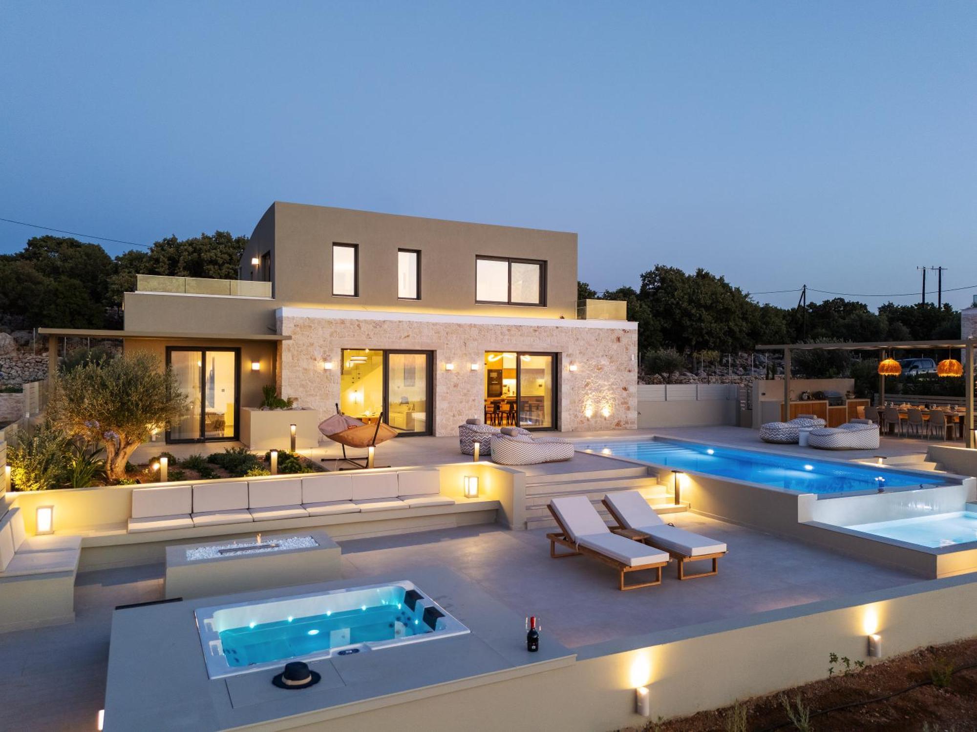 Villa Manto Villas, Heated Pool, Whirlpool, Seaview, By Thinkvilla Prines (Rethymno)