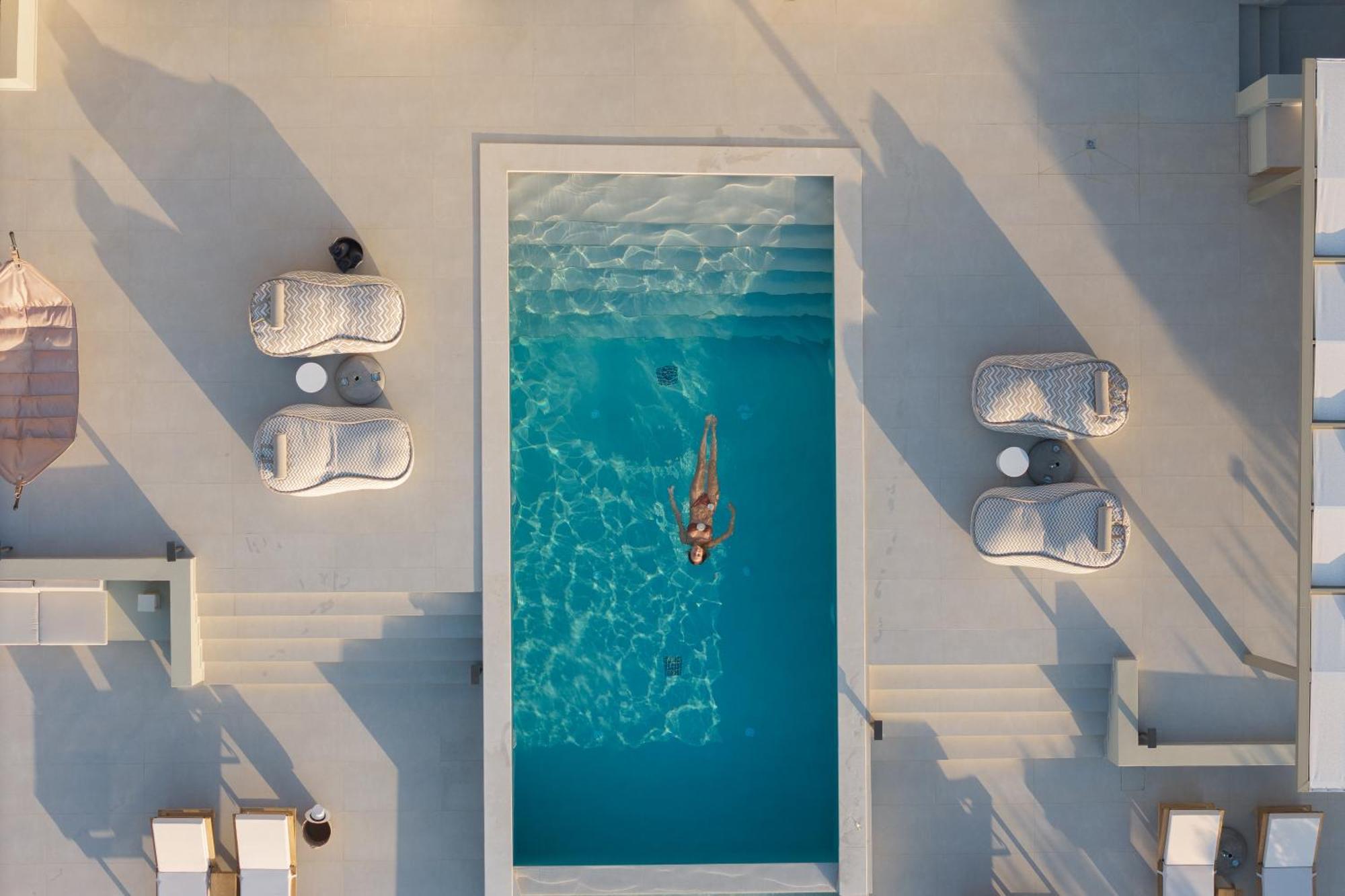 Villa Manto Villas, Heated Pool, Whirlpool, Seaview, By Thinkvilla *