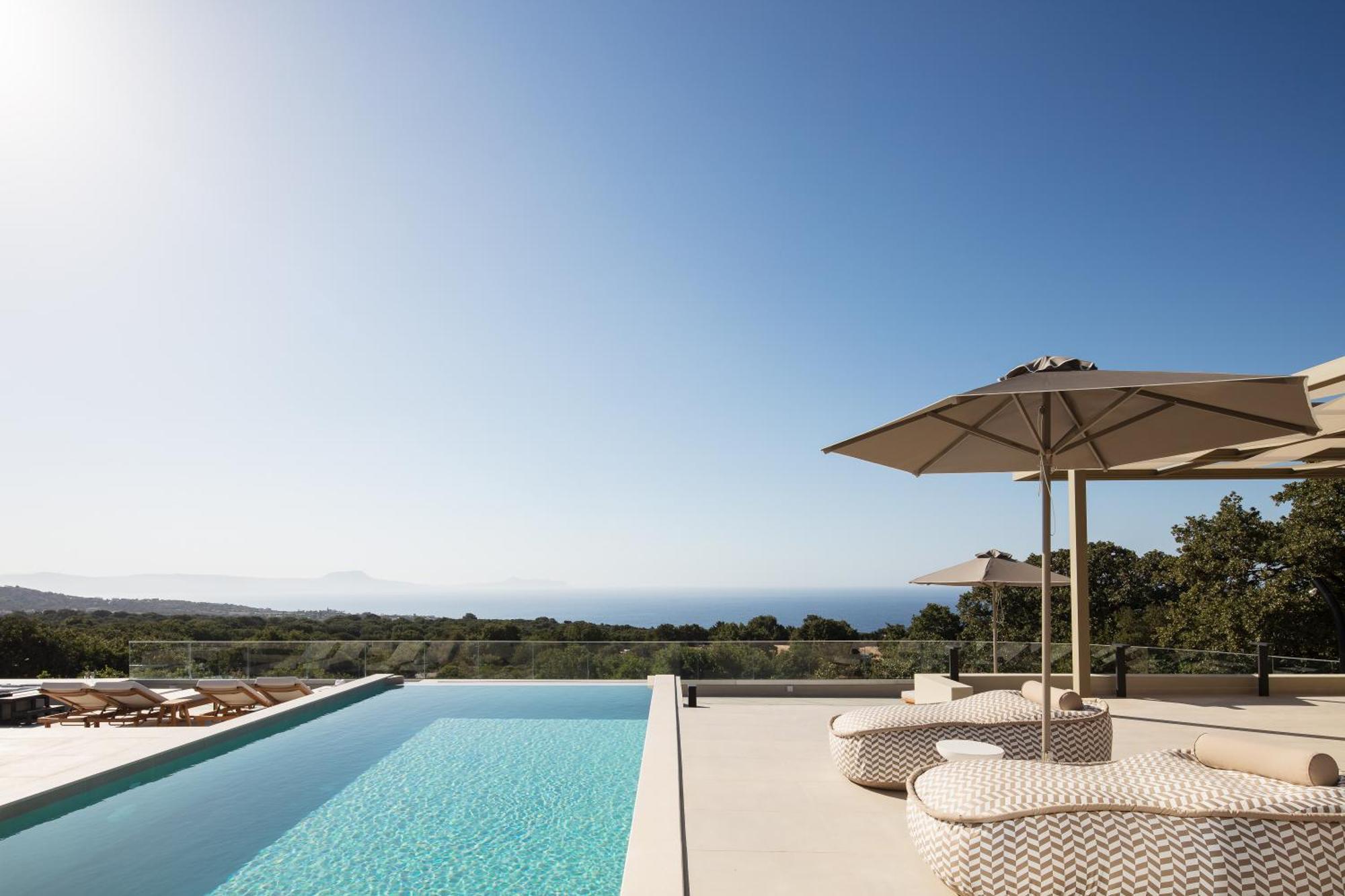 Villa Manto Villas, Heated Pool, Whirlpool, Seaview, By Thinkvilla *