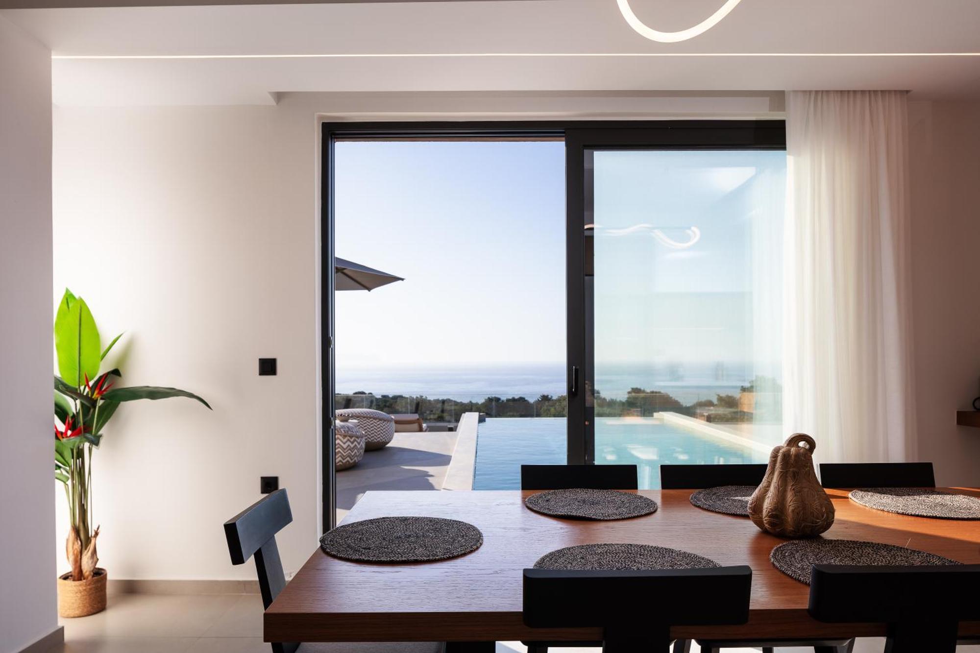 Villa Manto Villas, Heated Pool, Whirlpool, Seaview, By Thinkvilla *