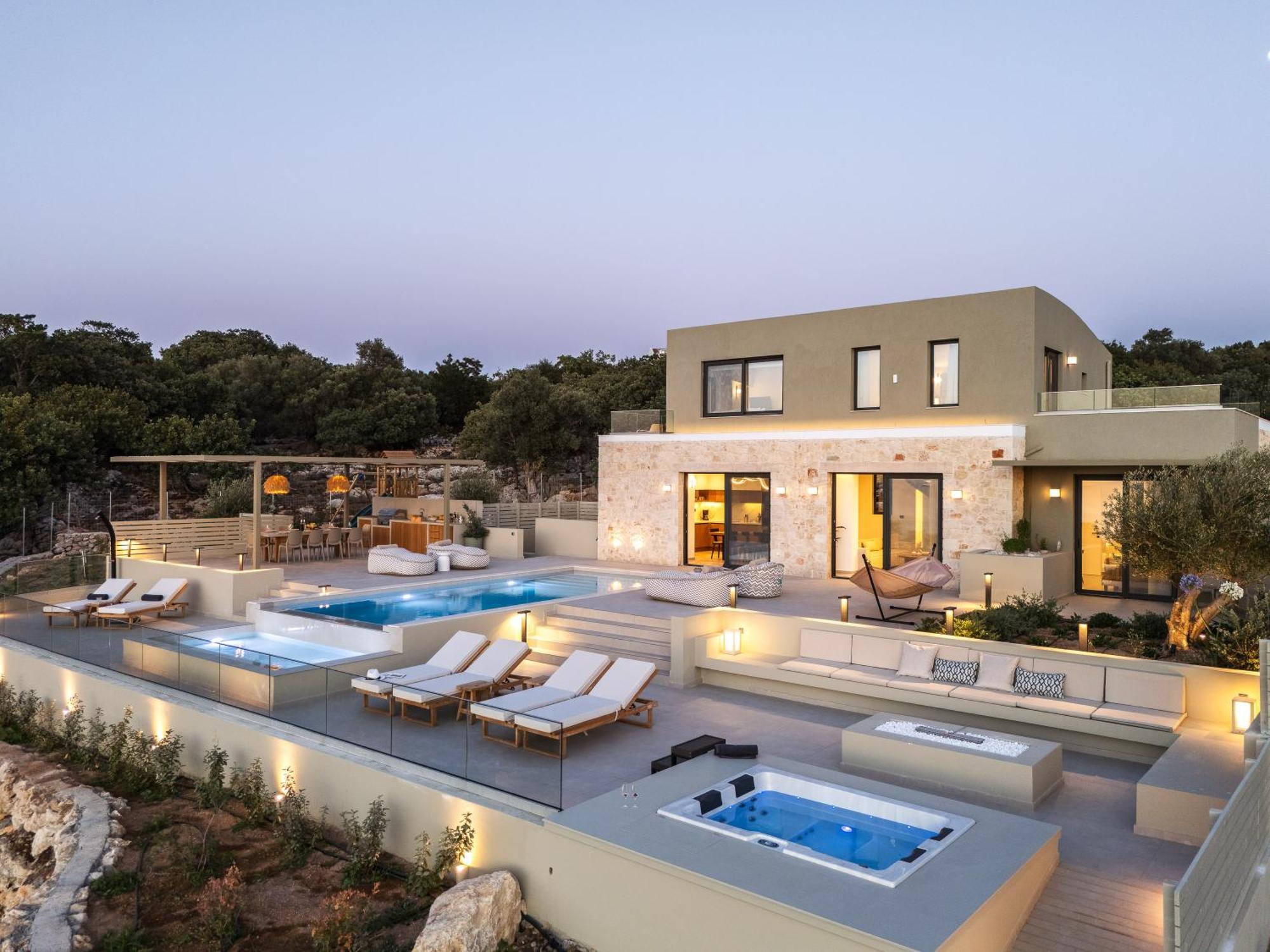 Villa Manto Villas, Heated Pool, Whirlpool, Seaview, By Thinkvilla Prines (Rethymno)