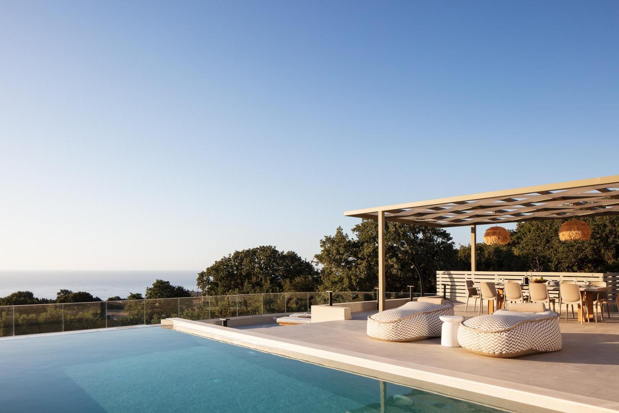 Manto Villas, Heated Pool, Whirlpool, Seaview, By Thinkvilla Villa *