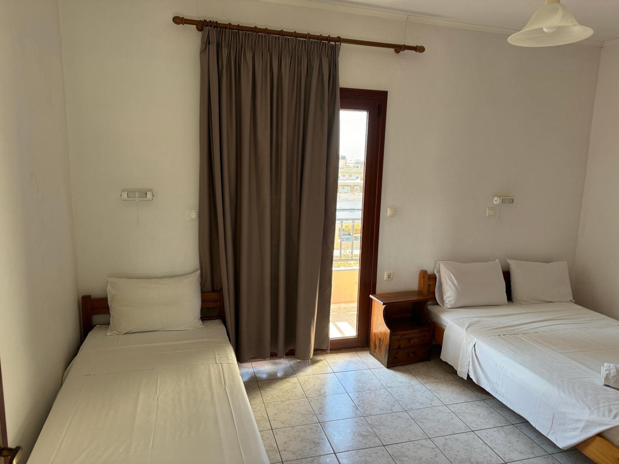 Zac & Georgio Aparthotel