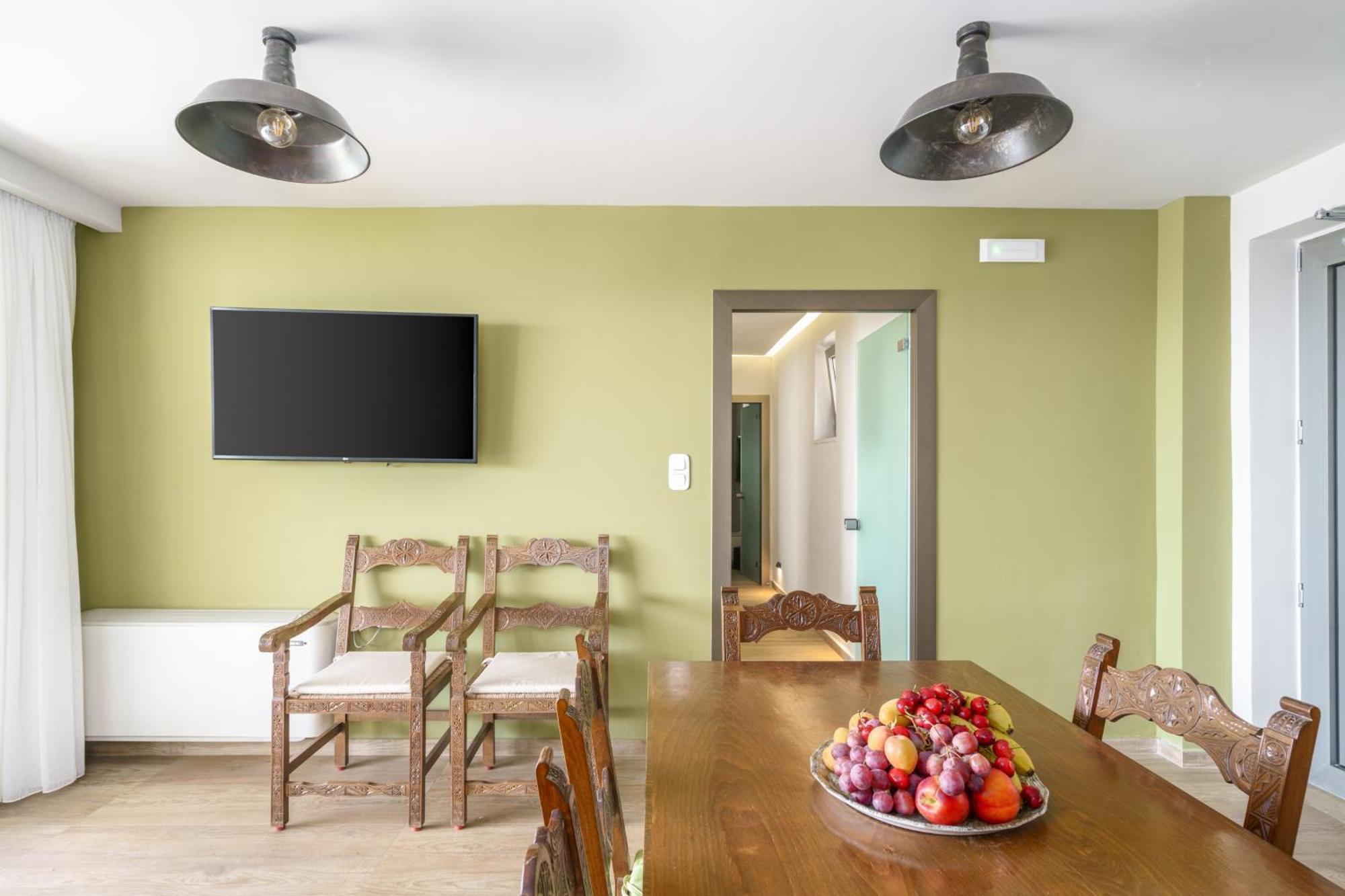 New Paradosiako With Private Pool And Bbq Near To The