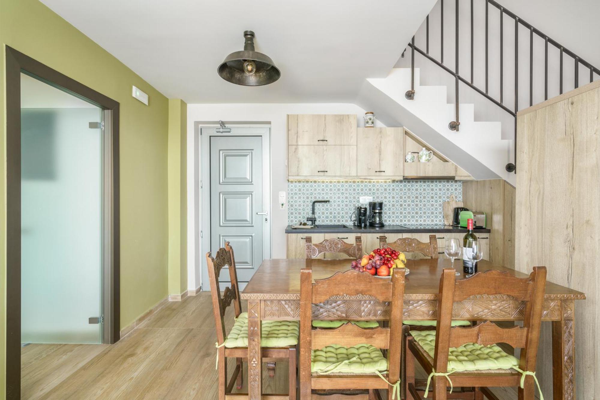 New Paradosiako With Private Pool And Bbq Near To The