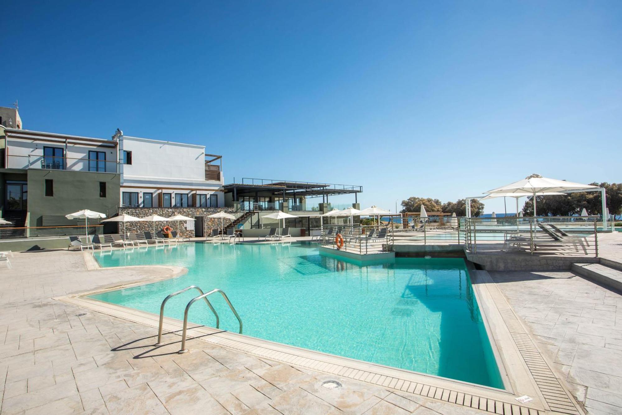 Ampelia Seaside Hotel 4*
