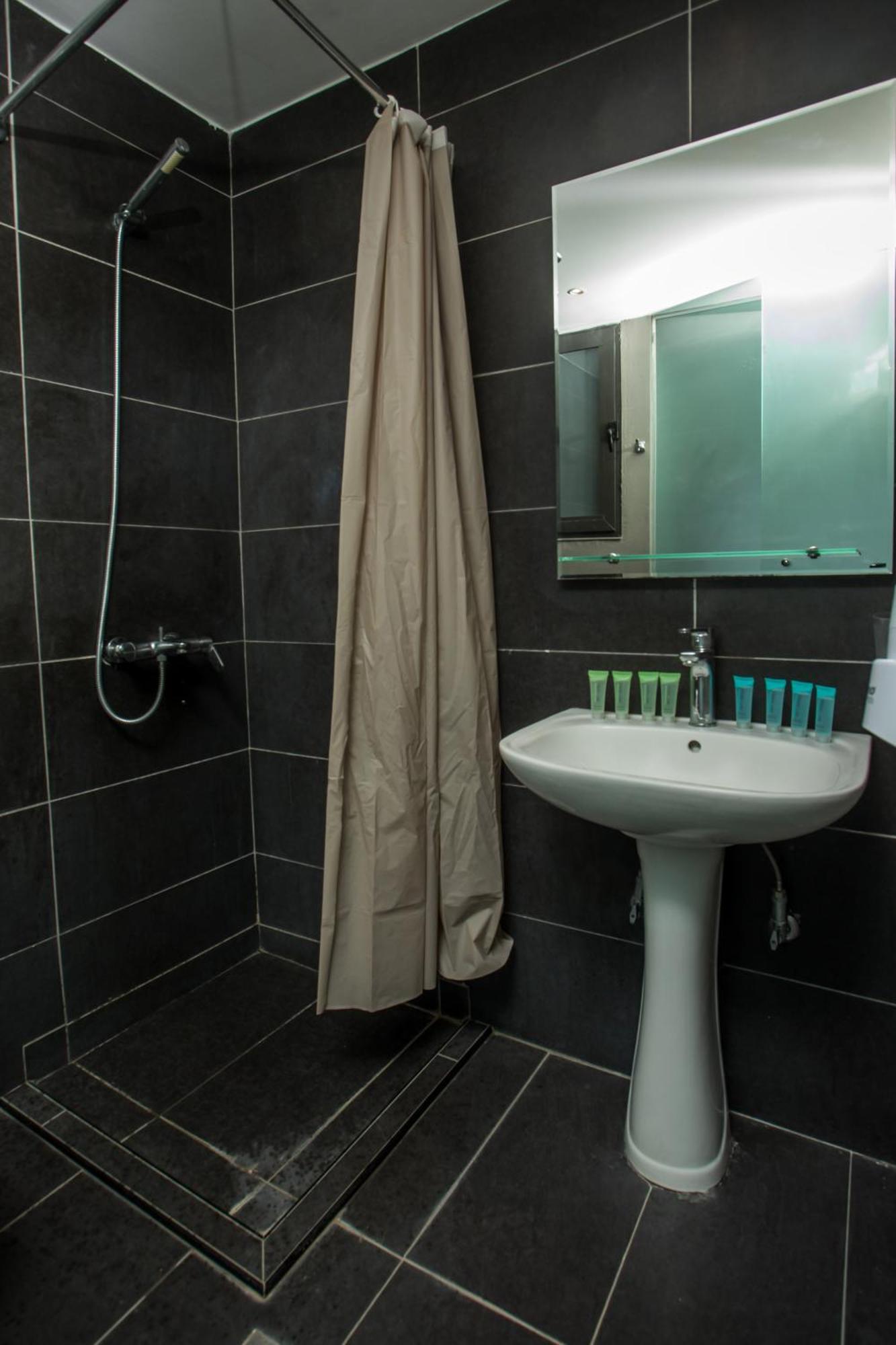 Hotel Ampelia Seaside Gennadi