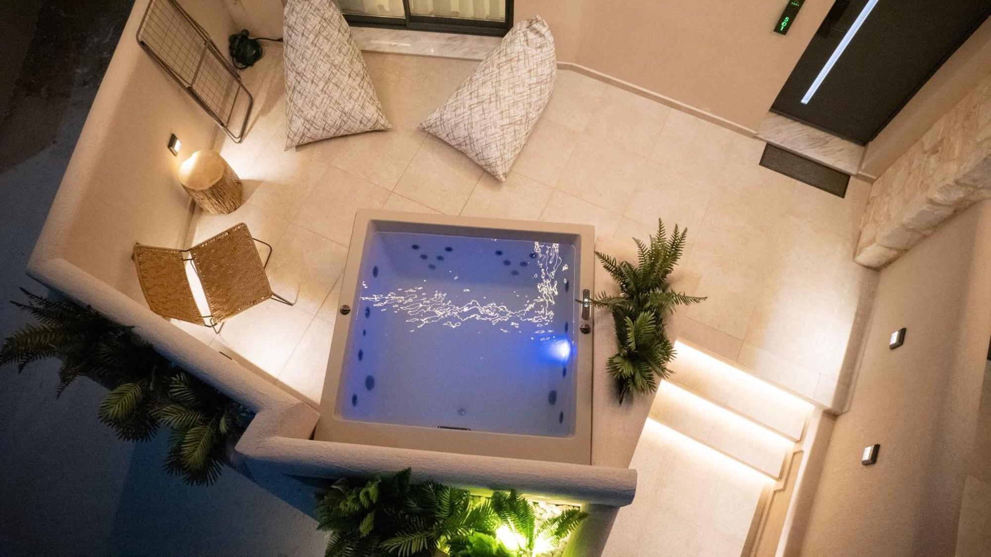 Aparthotel Anny Residences &