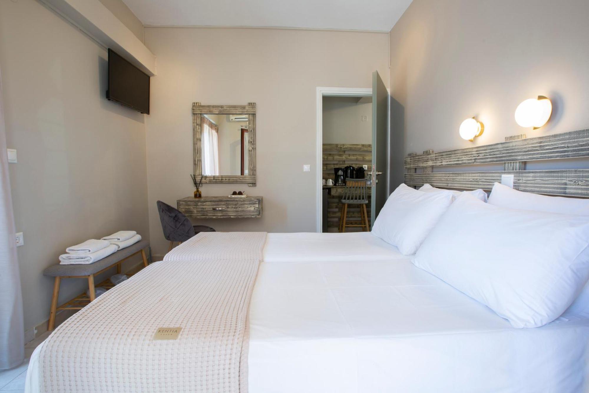 Athina Aparthotel