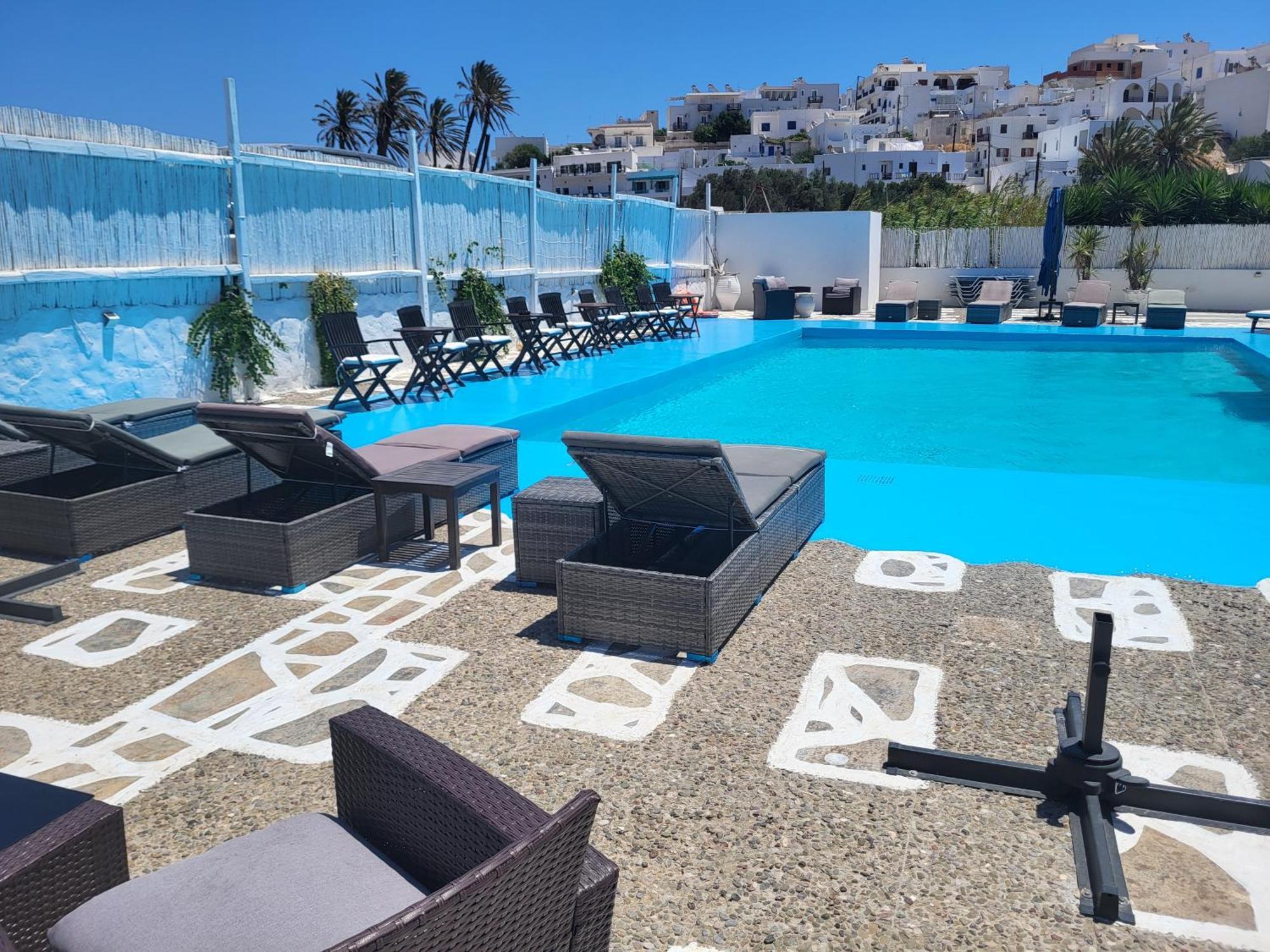 Liogerma 2* Adamantas (Milos)