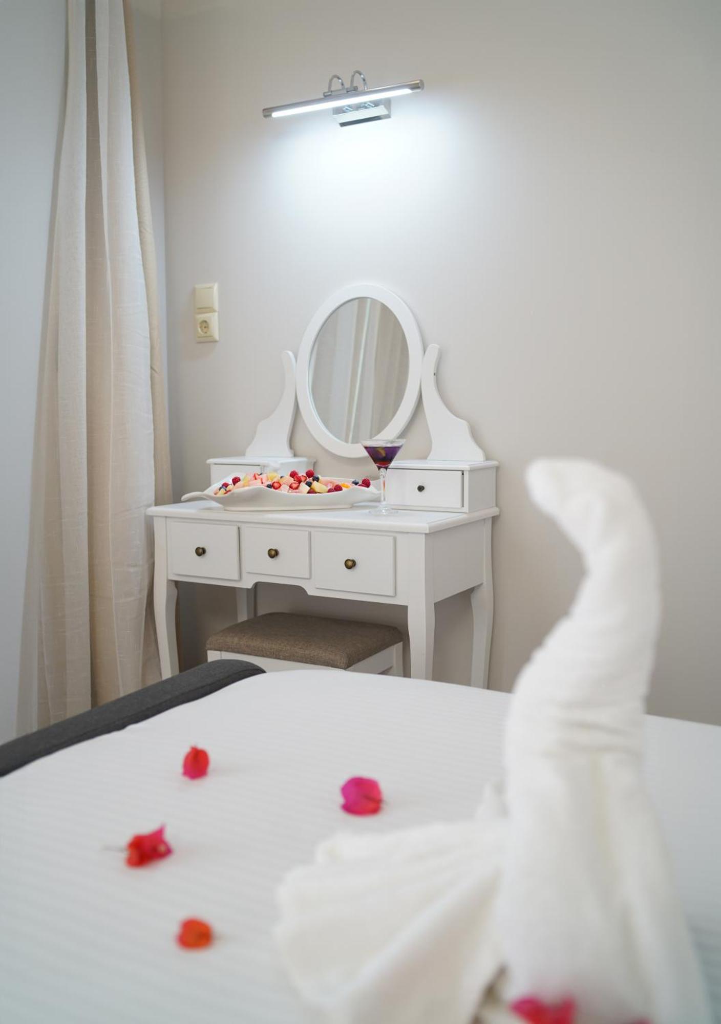 Hotel Must Boutique & Restaurant