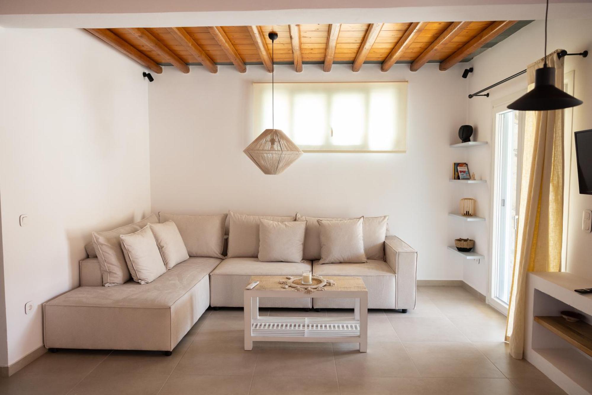 Psarona Hospitality
