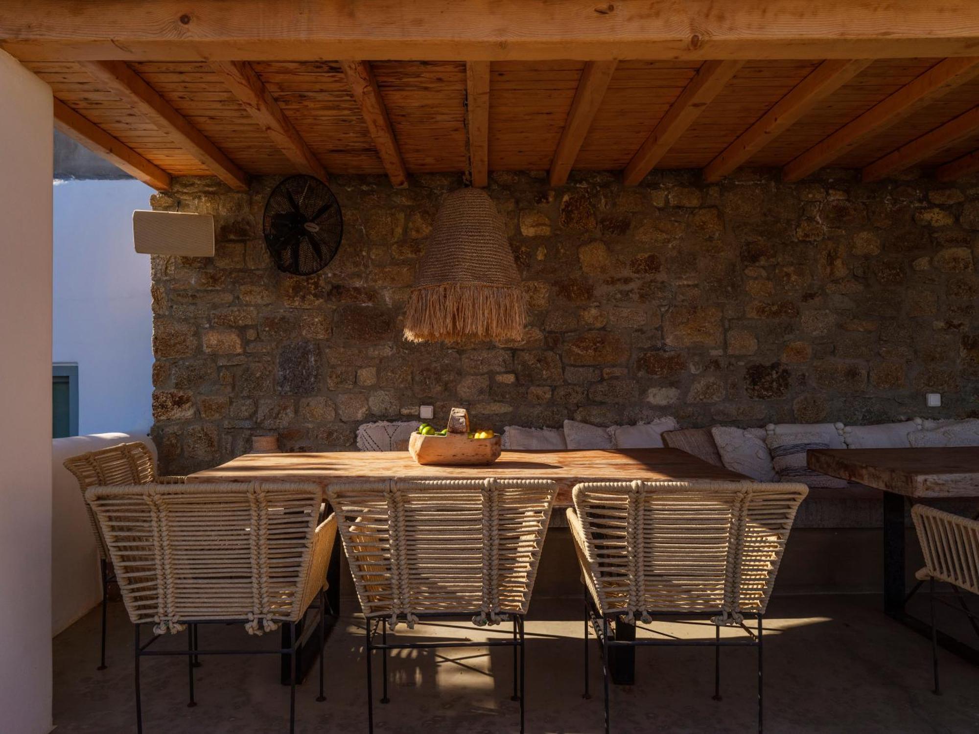 Trinity Mykonos - Beachfront Hotel Platys Gialos (Mykonos)