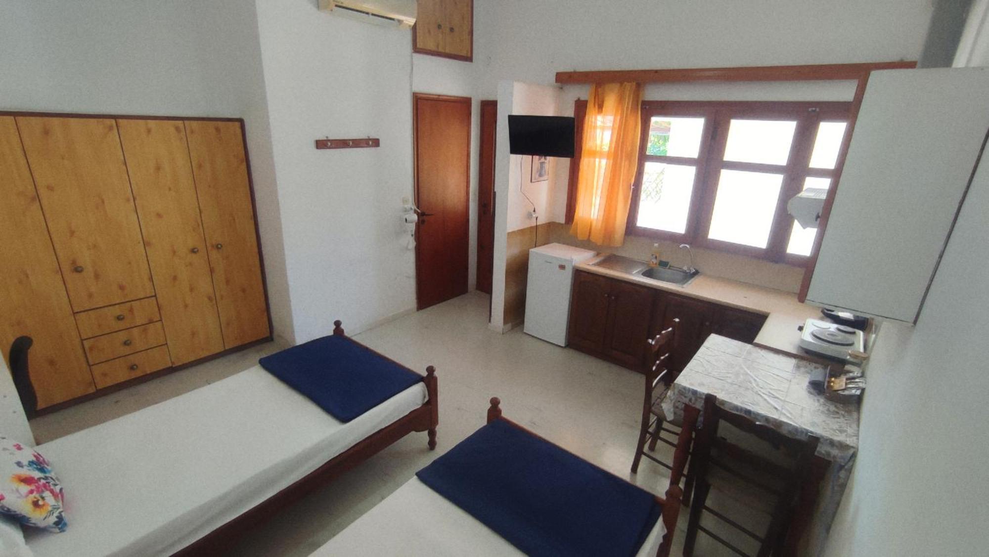 Petralonia Apartment