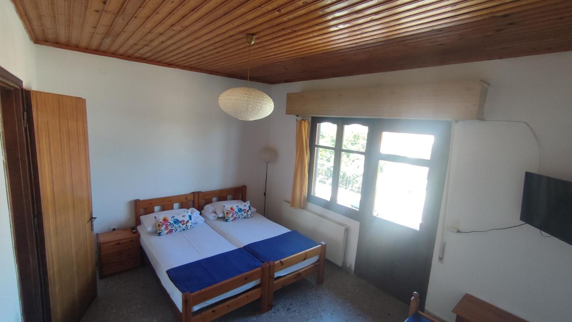 Apartment Petralonia