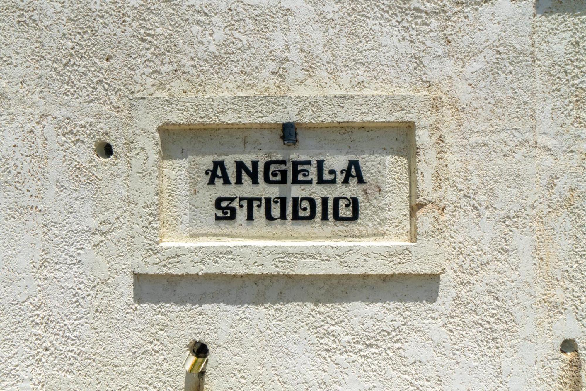 Angela Panorama