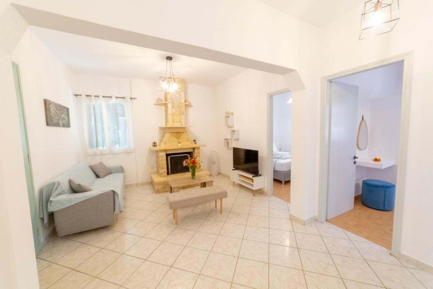 Elizabeth By Antigone Holiday home *