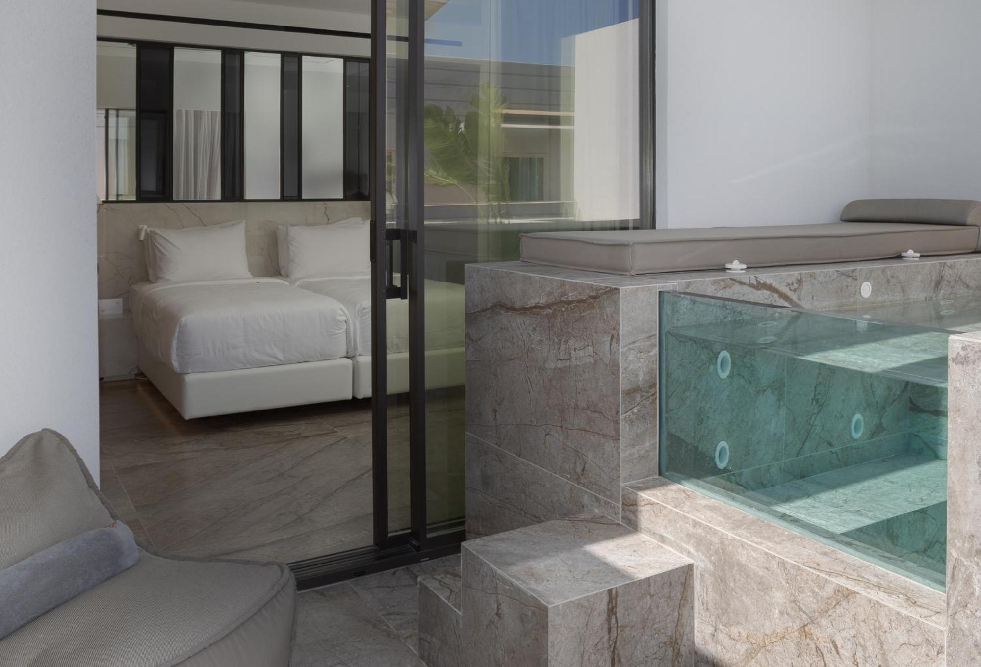 Ethereal White & Heraklion (Crete)