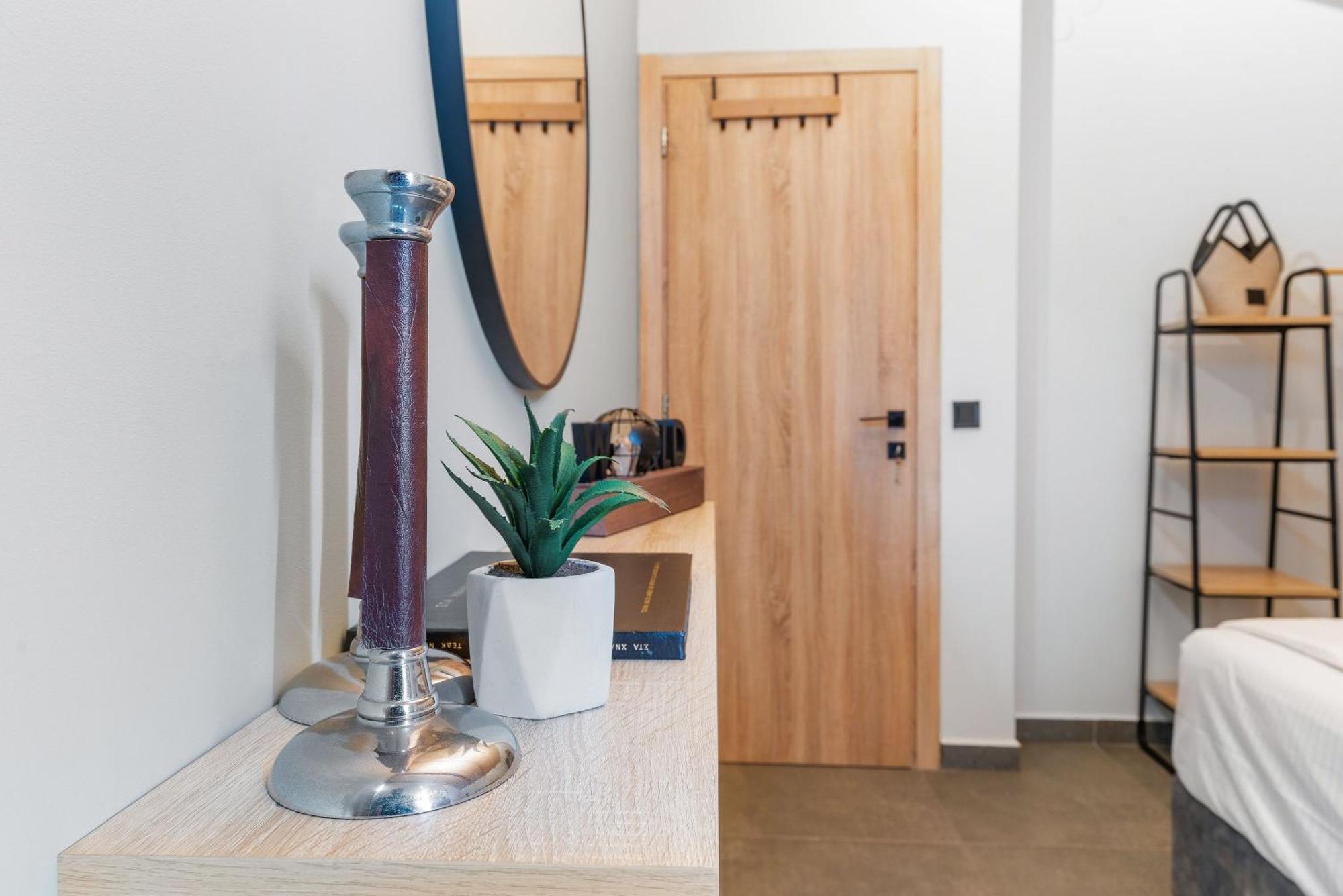 Argeno Apartment