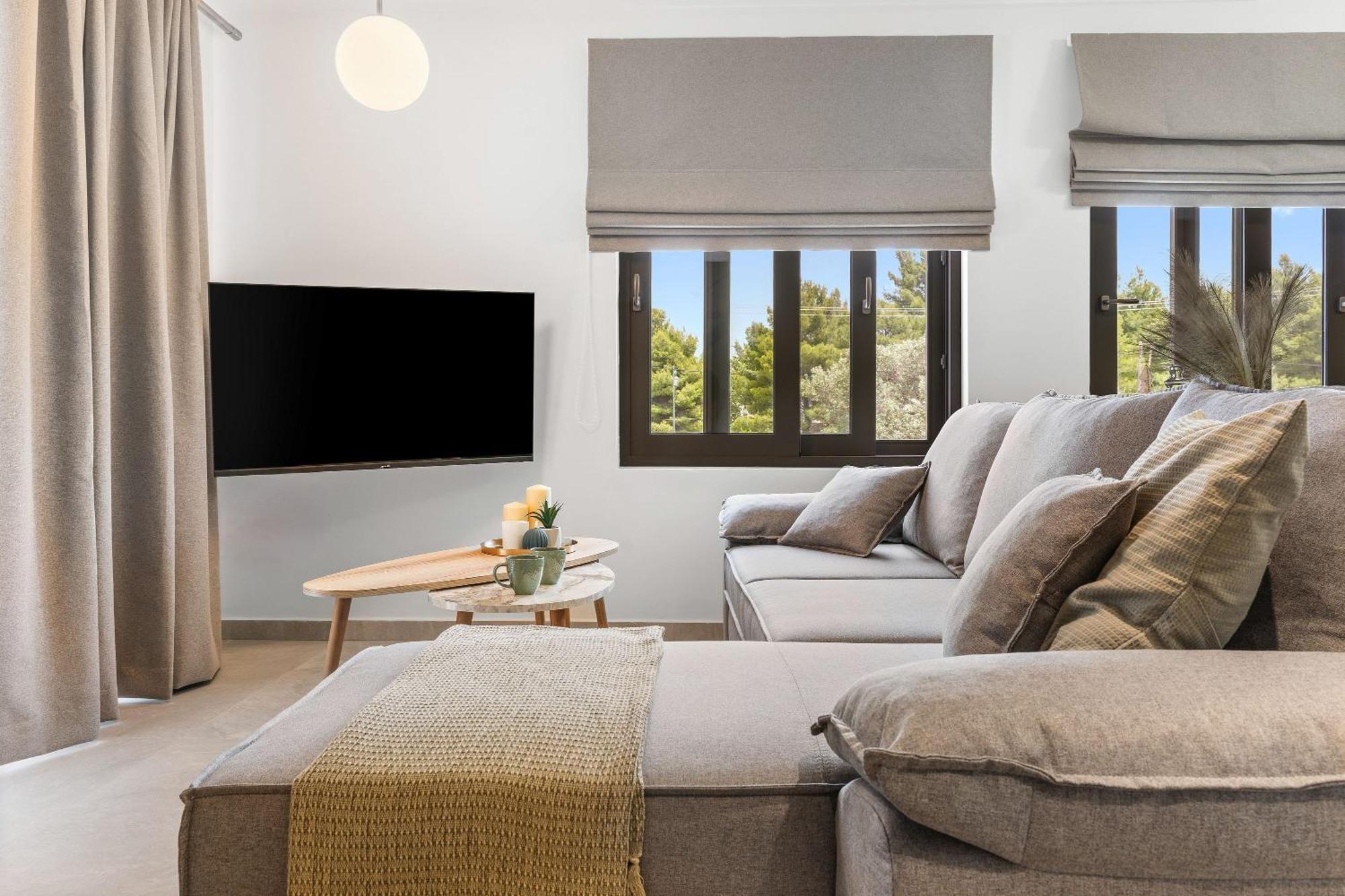 Argeno Apartment
