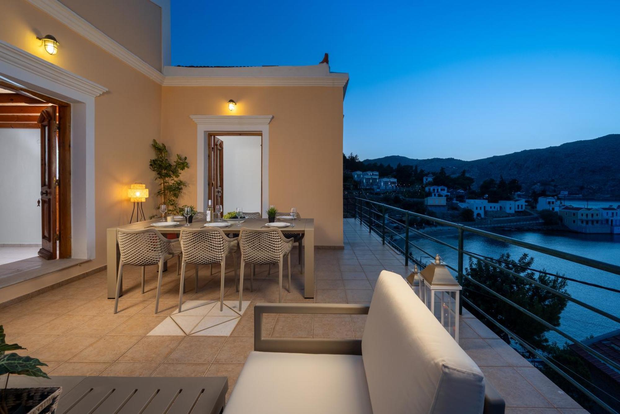 Nimporio View Villa *