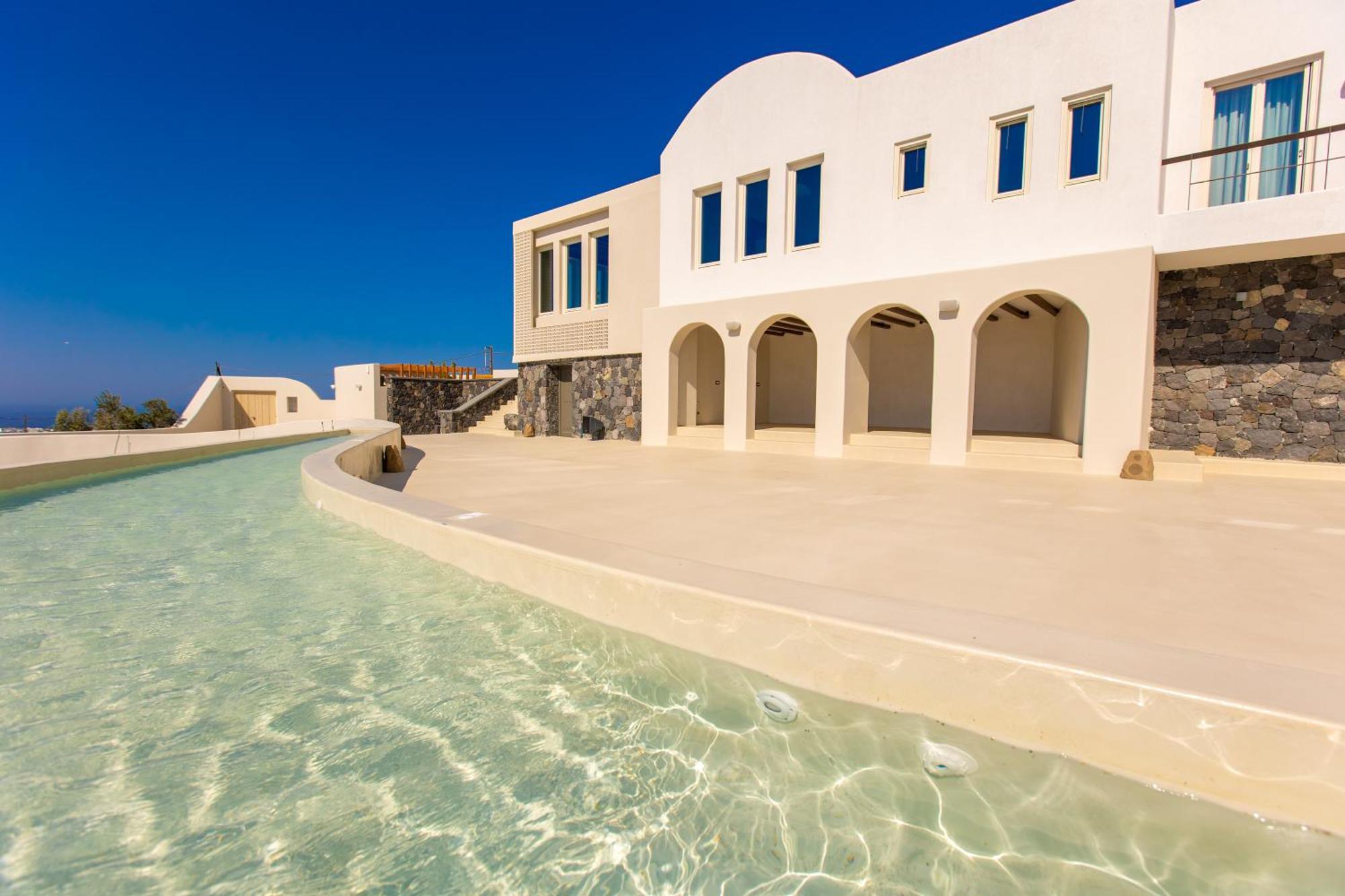 Islet Santorini *