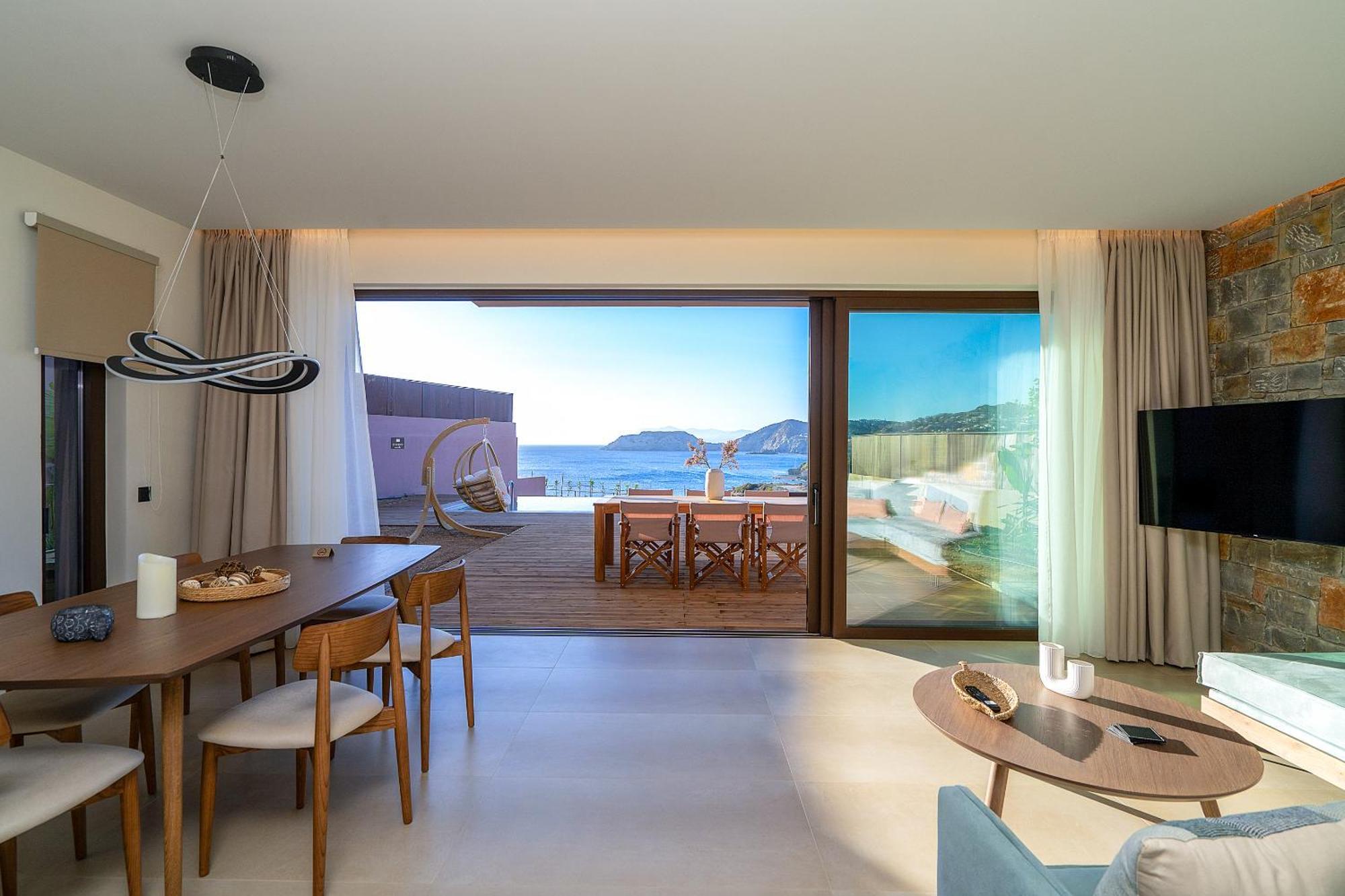 Villa Canvas By The Sea *