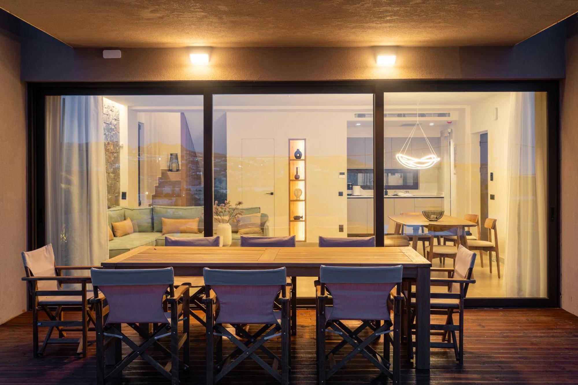 Canvas By The Sea Villa *
