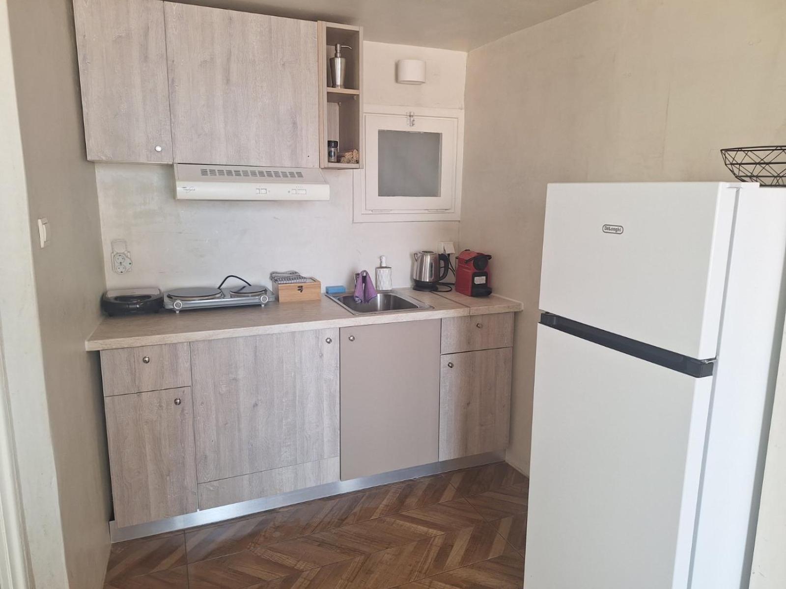 House Apartment *