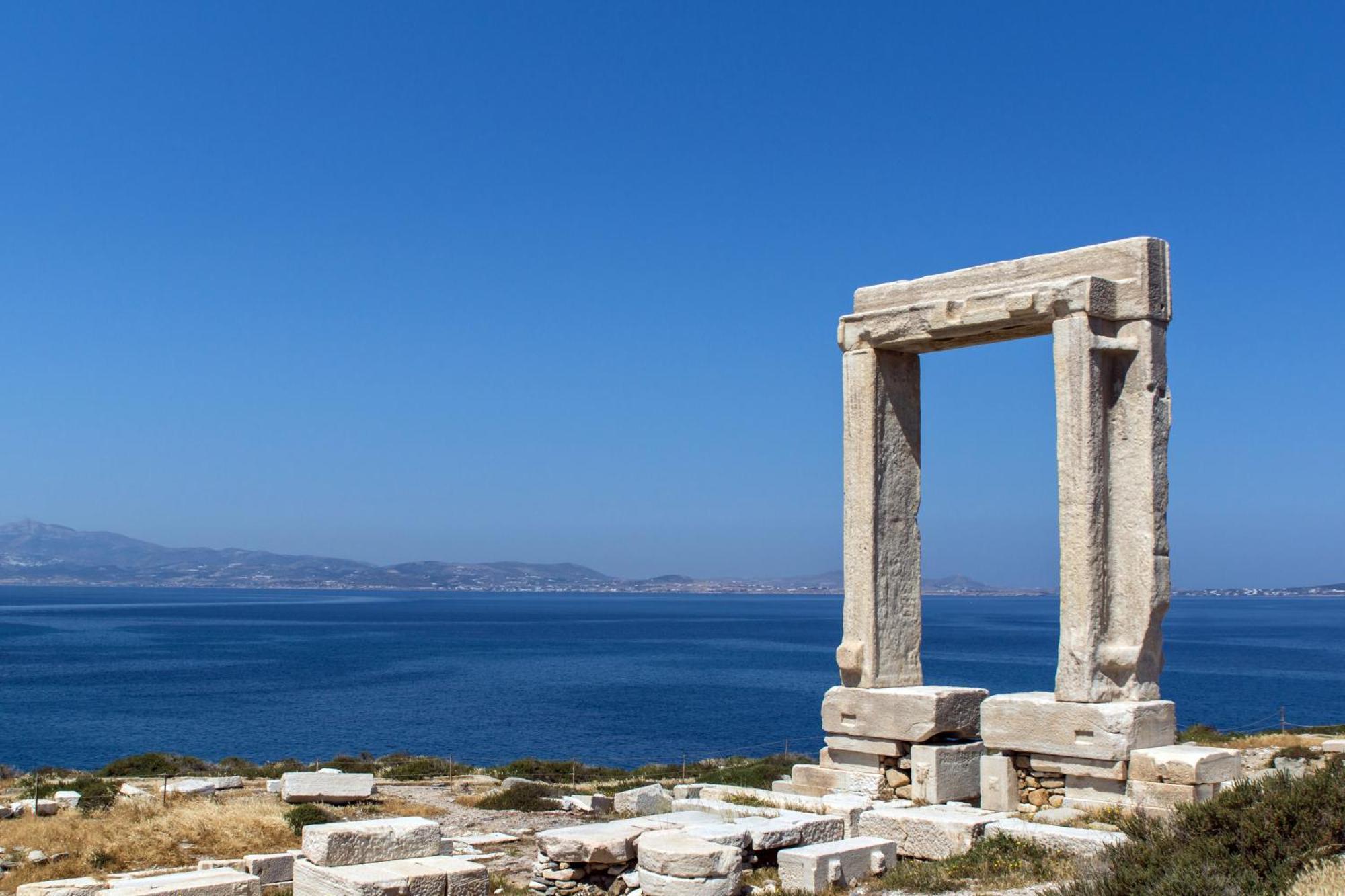 Legato With Private Pool Apartment Naxos City