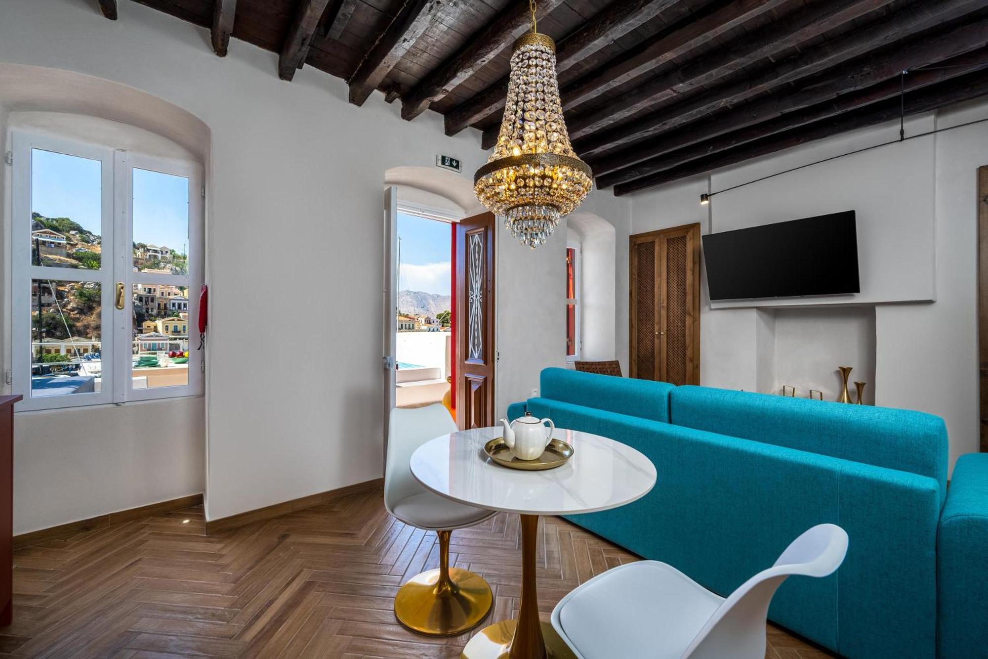 Annikas Port View-ground Apartment Symi