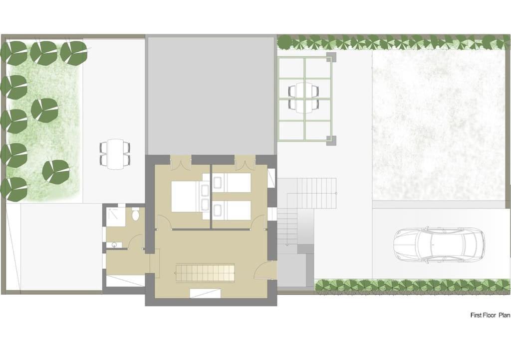 Spacious With View 10 Mins Walk To The