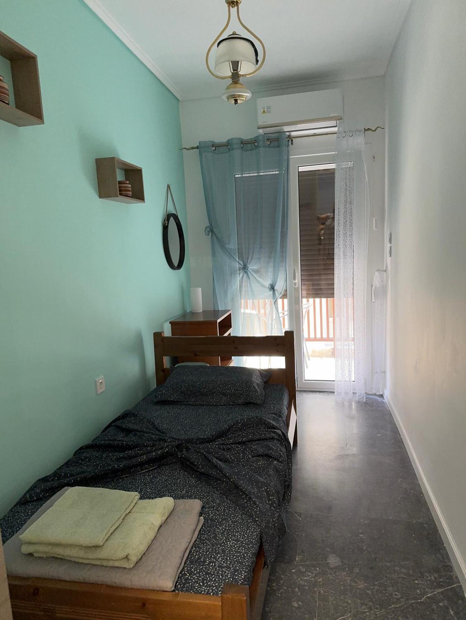 Alex Hause Apartment *