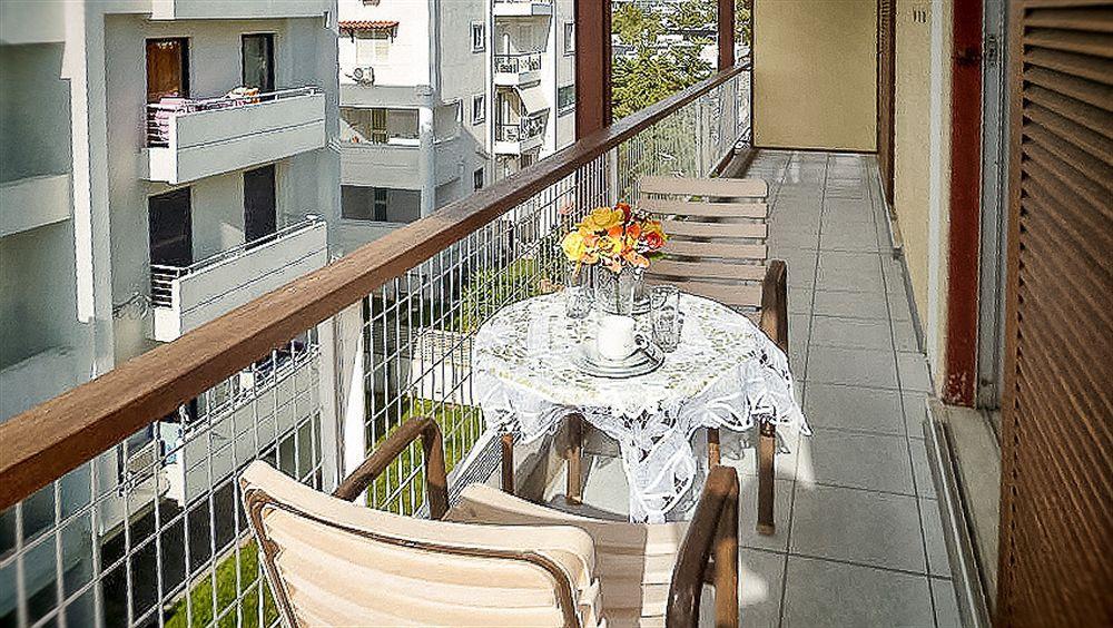 Zina 3* Athens