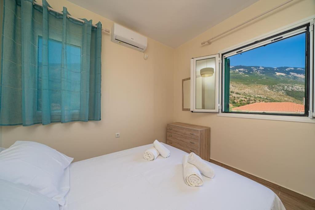 Apartment Mariana Sea View *