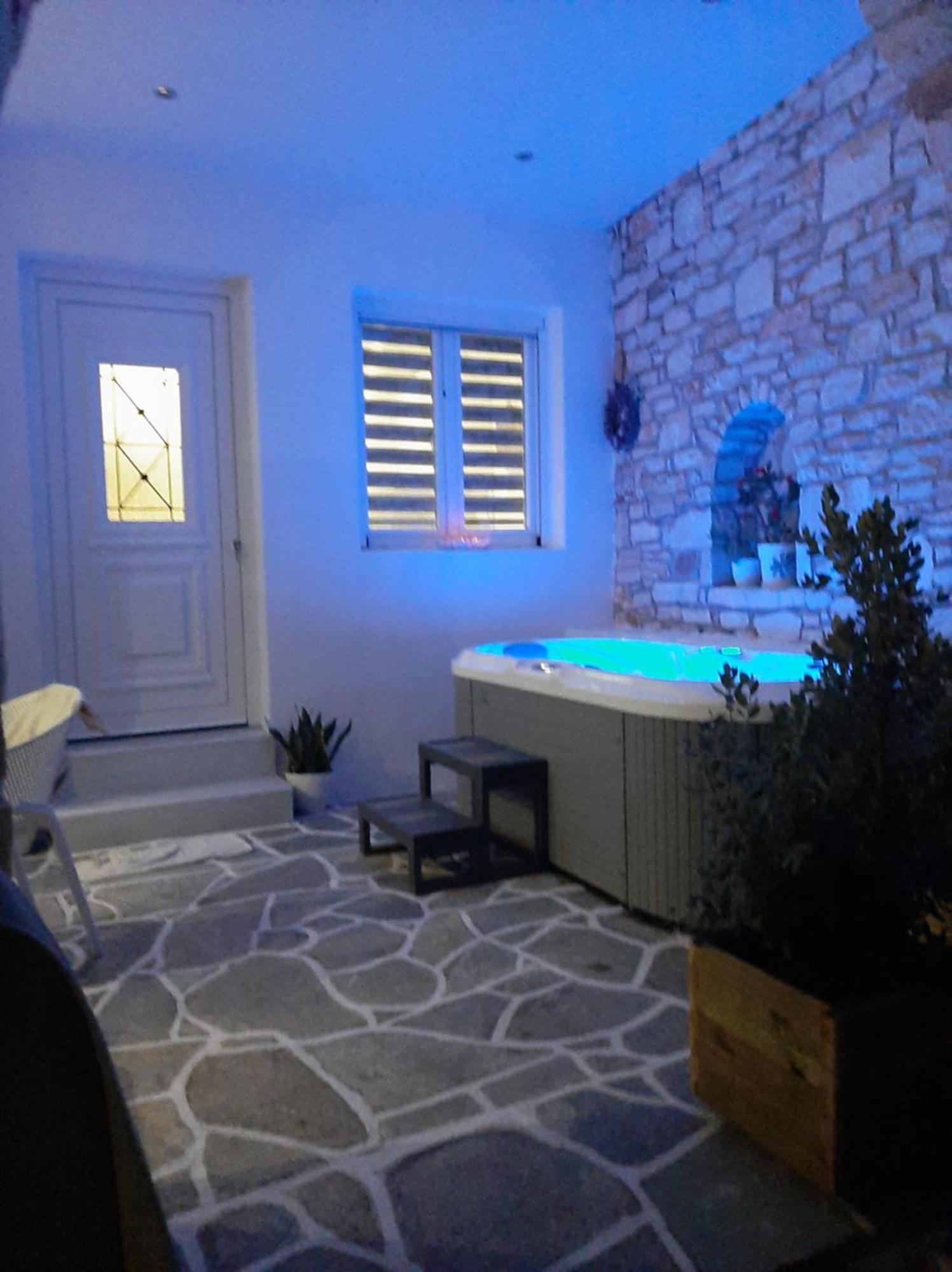 Apartment Flora In Paros Naousa (Paros)