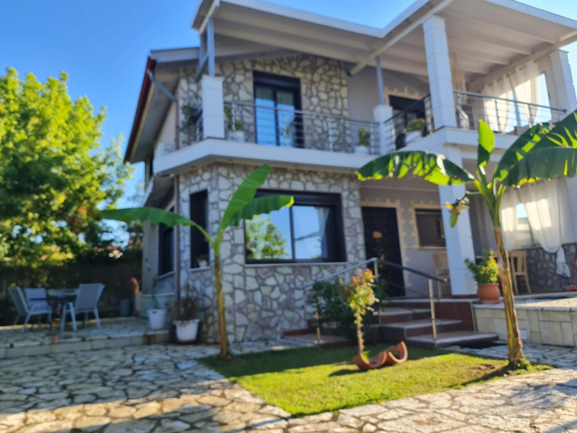 Akis House Holiday home