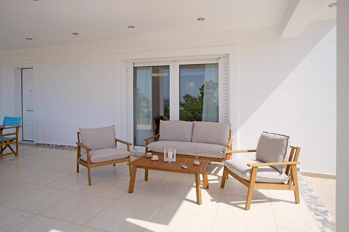 Messinian Seaview Retreat *