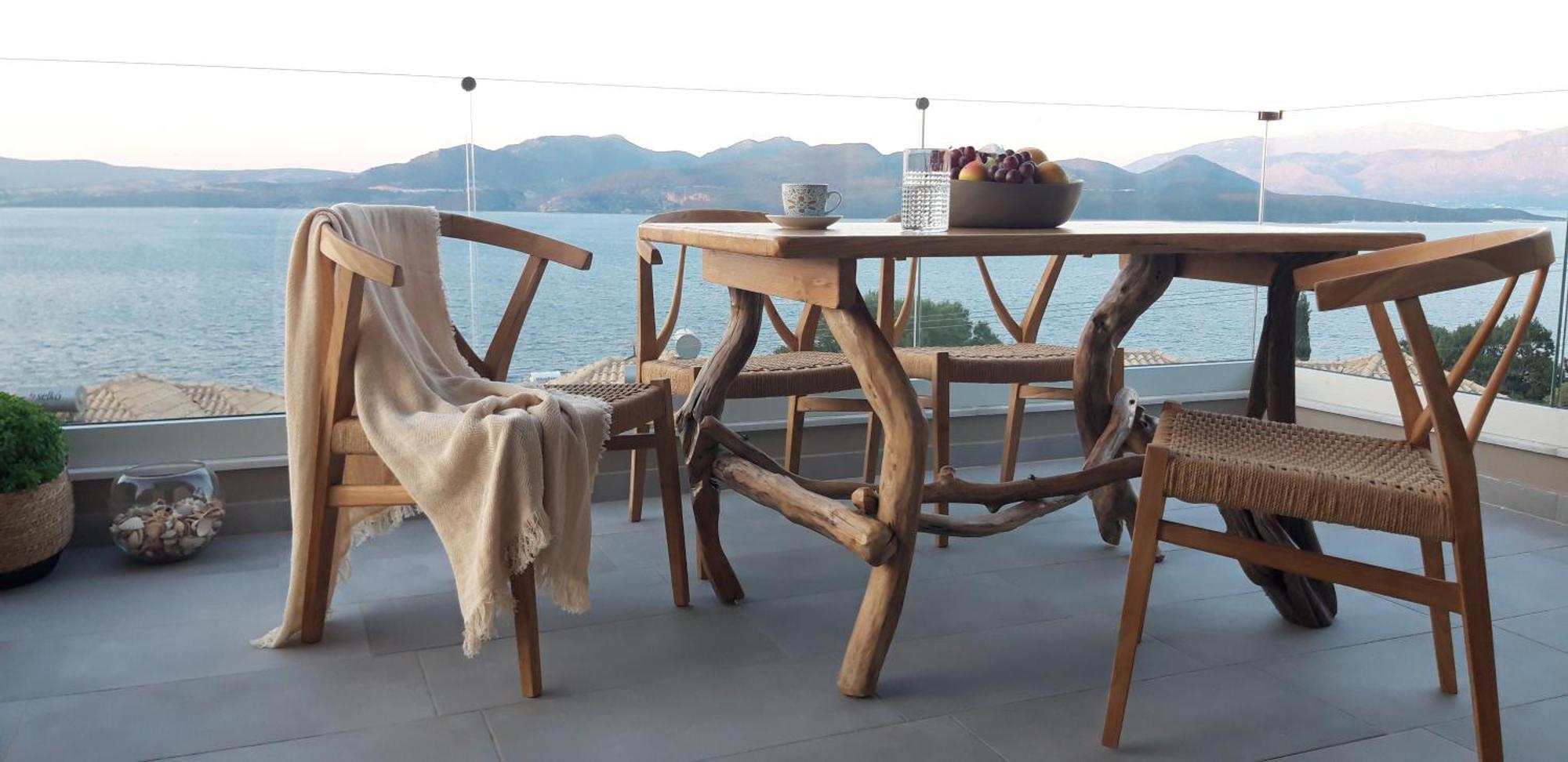 Avra Loft