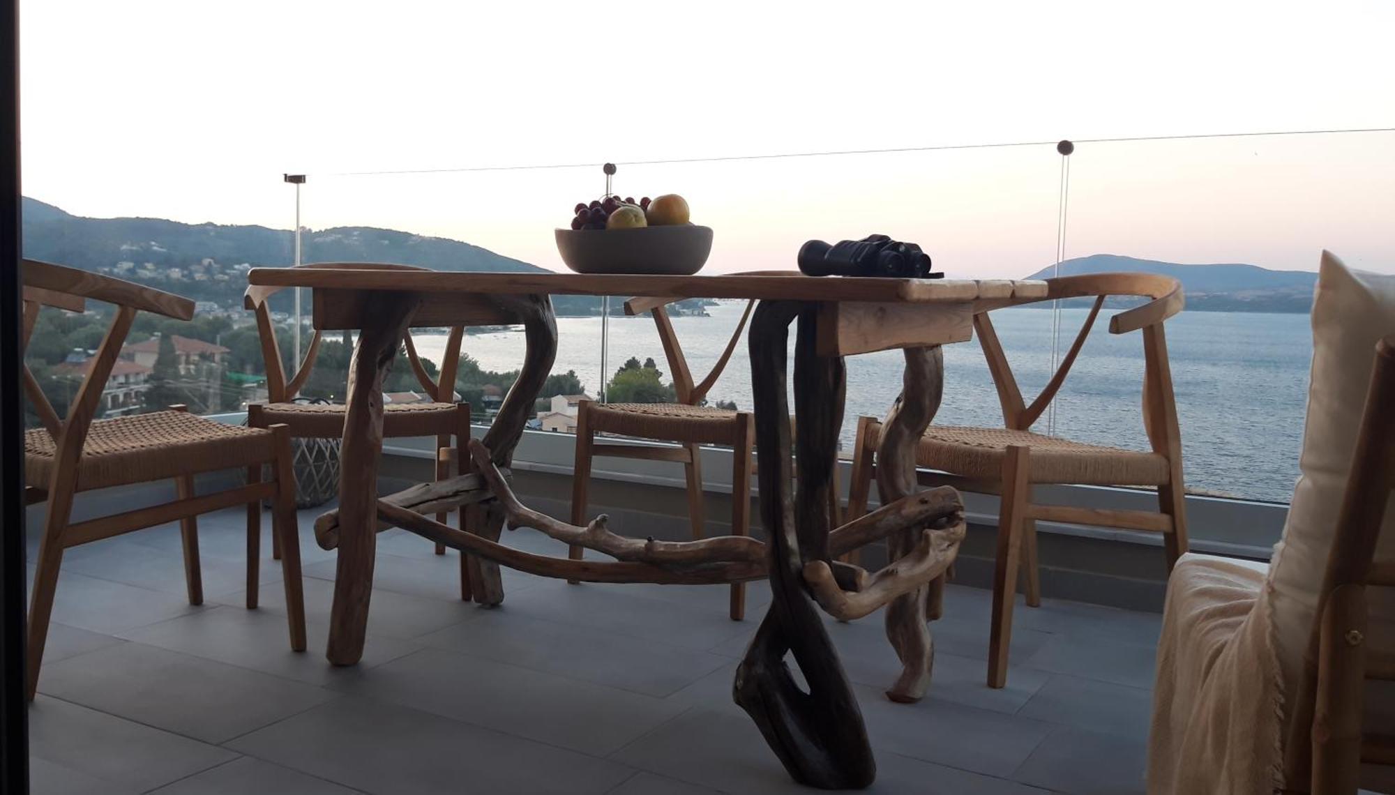 Avra Loft Apartment