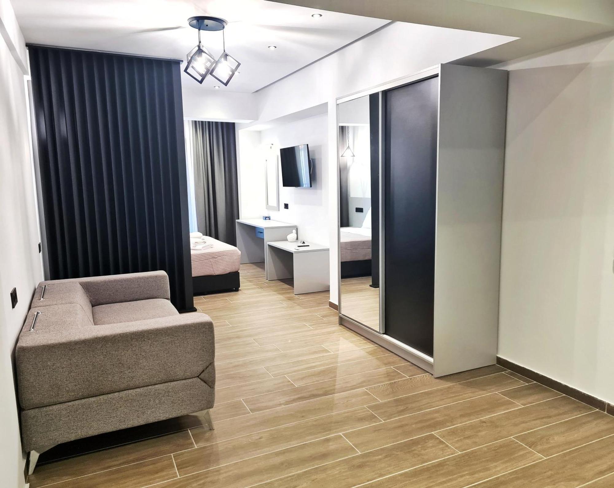 Agnanti-apartments B *