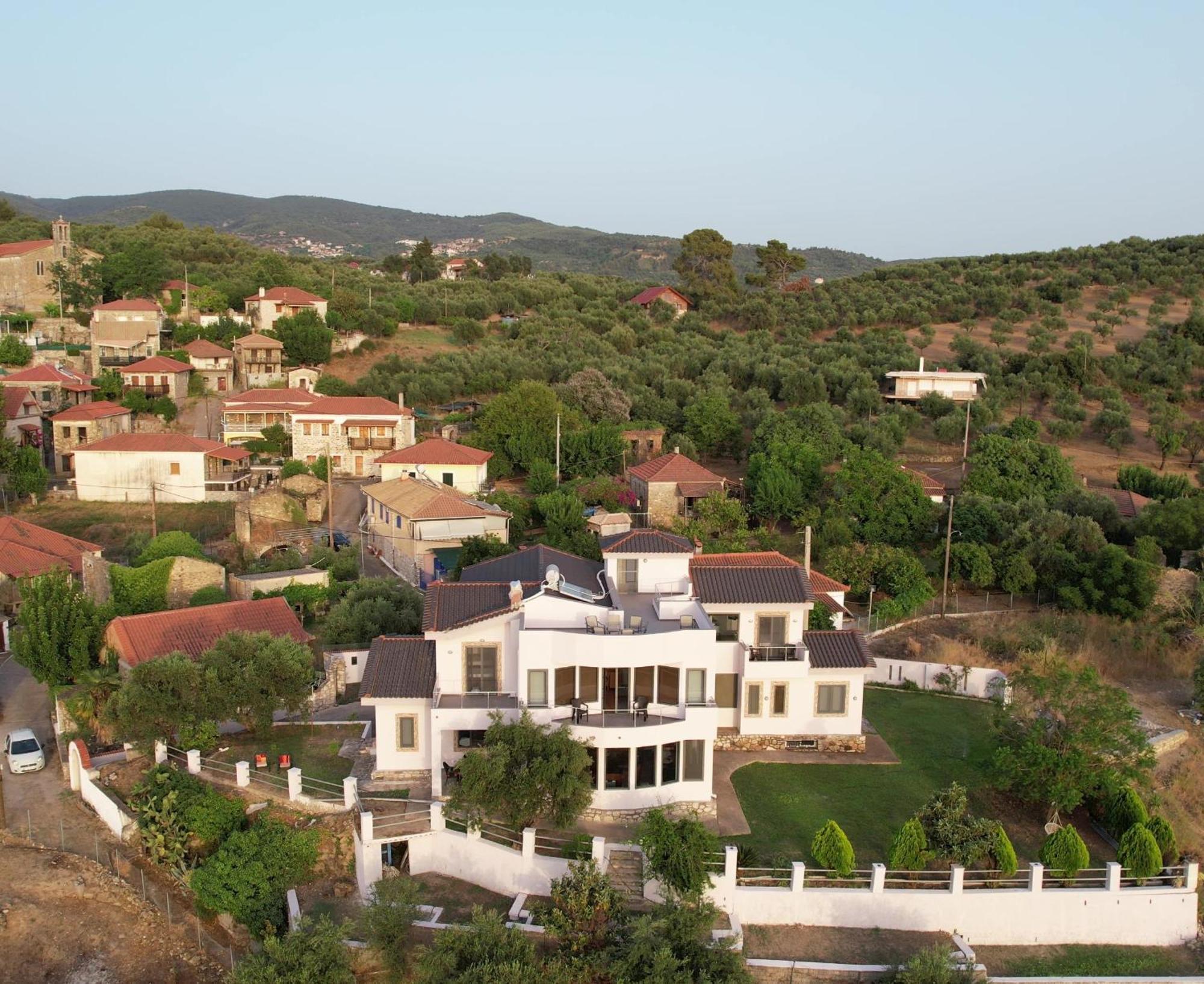 Zografos Zacharo