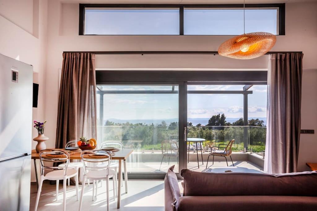 Thalos Luxury Living Ii *