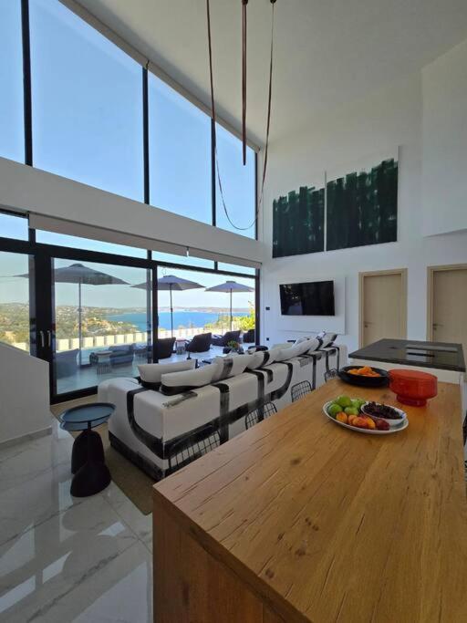 Casa Athena In Villa