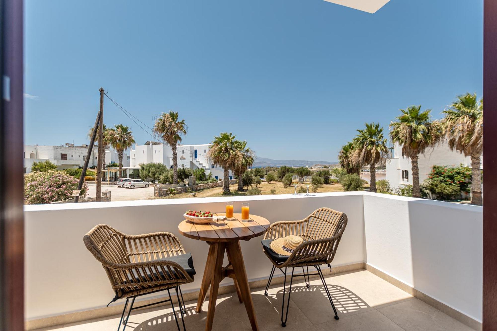Perla Aparthotel Agios Prokopios (Naxos)