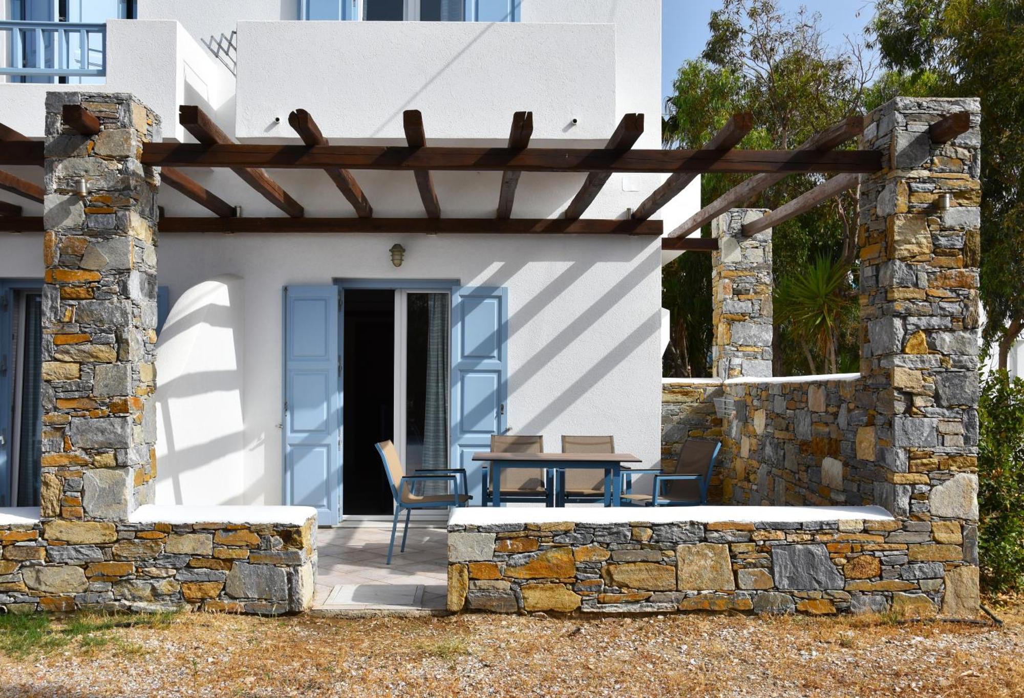 Akrogiali Aparthotel Posidhonia (Syros)