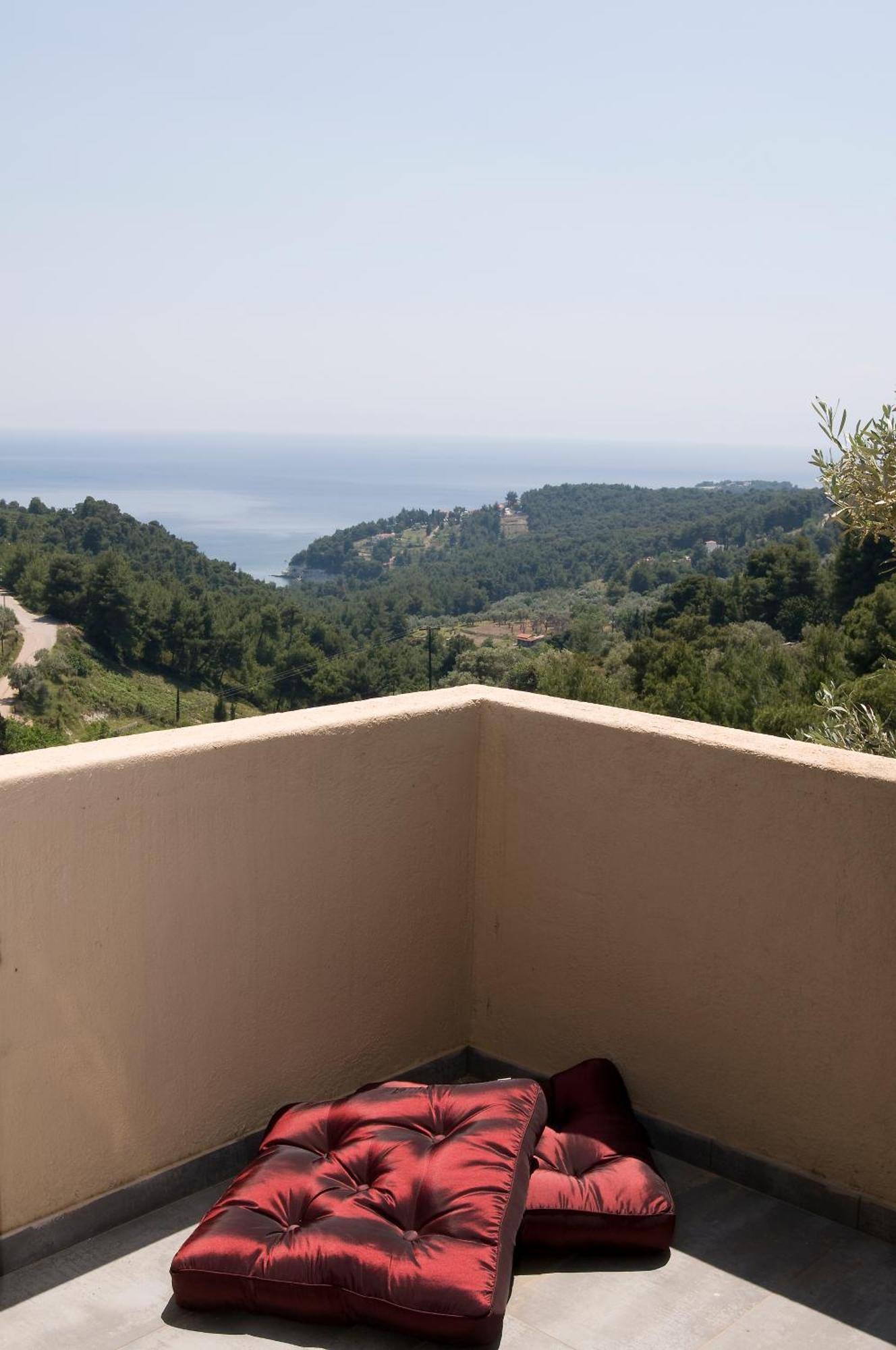 Alonissos Poikilma - Luxury In Alonissos In Nature With Private Pools Villa *