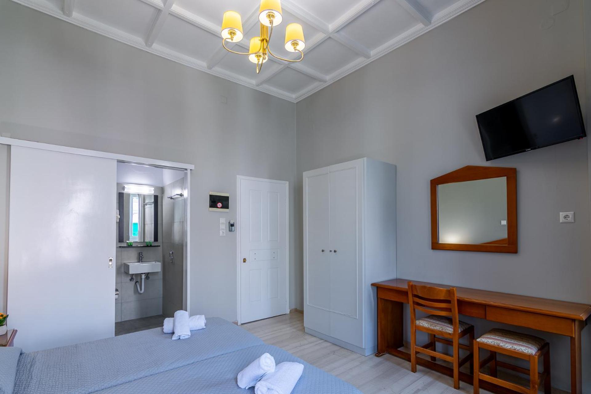 Hotel Halaris 2*